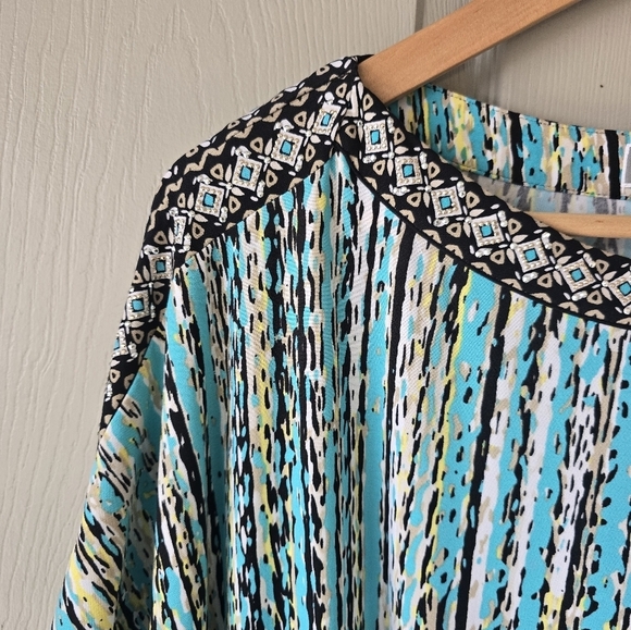 JM Collection Tunic Blouse Women 1X Blue White Tie Front Stretchy Colorful - Picture 6 of 14